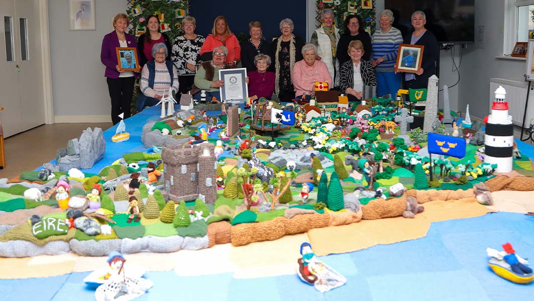 Creative Crafters Ireland members posing with their diorama and GWR certificate