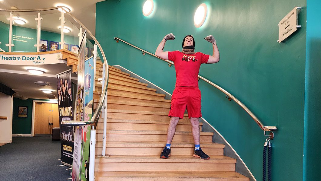 Split header with cat and record holder