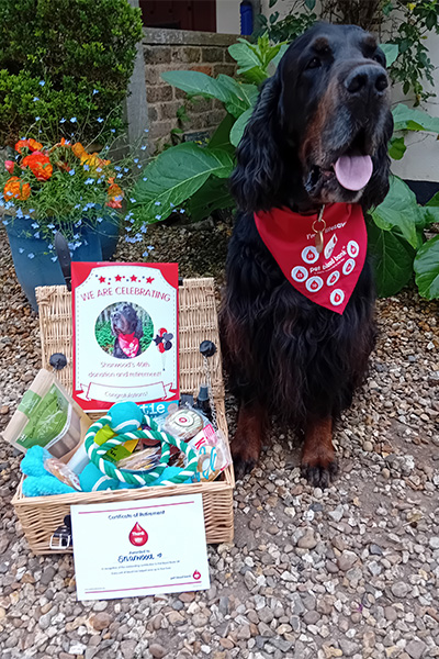 Sharwood celebrates his 40th donation