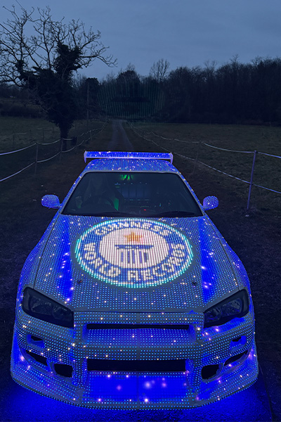 LED car with GWR logo on it