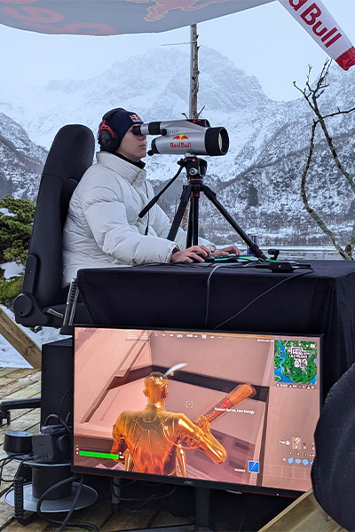 Other people looking at the screen MrSavage could see through his telescope