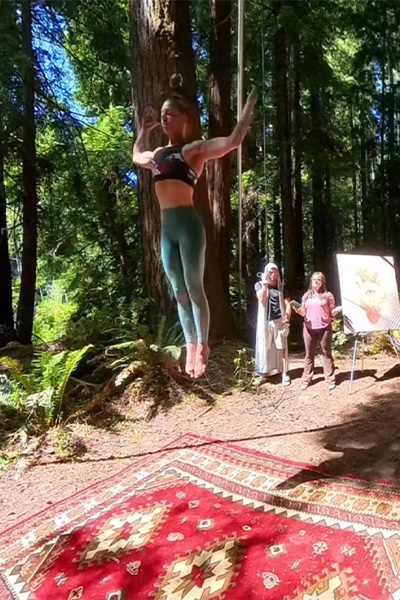 Leila hanging by her hair