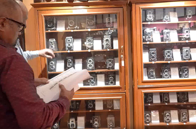 counting the cameras on display