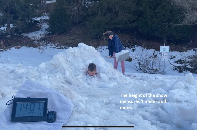 Building Elias' snowpile