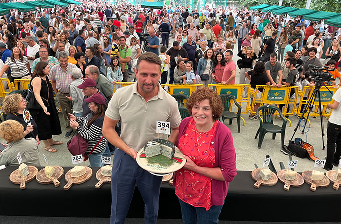 the cheese held up at a busy event