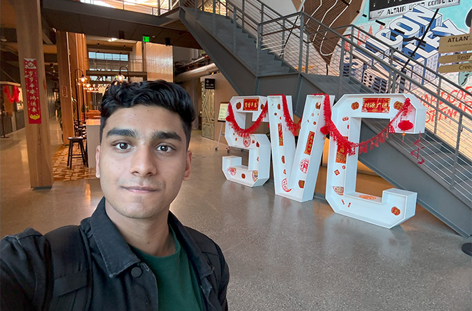 Rayyan selfie in office in Silicon Valley