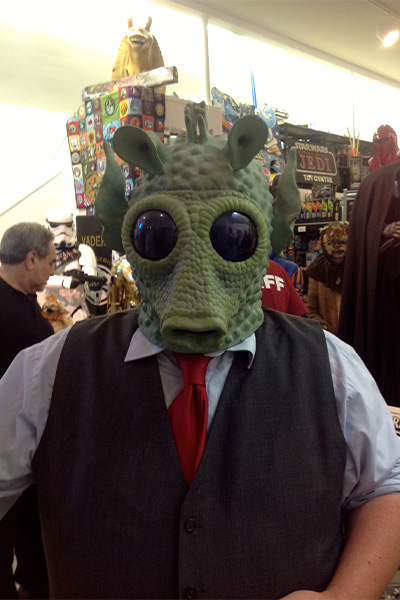 Craig dressed as Greedo