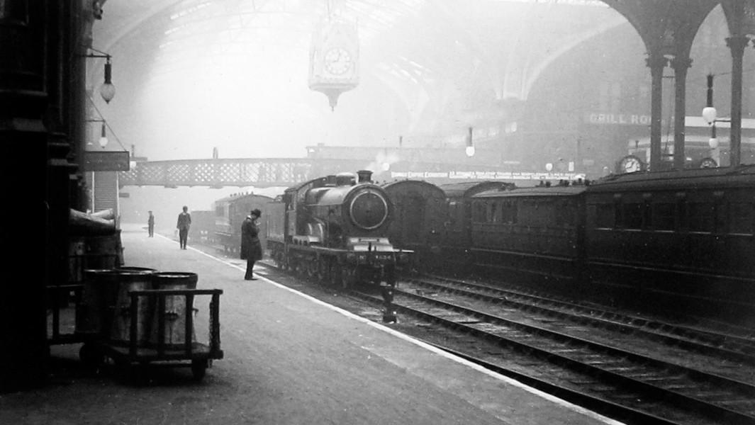 Liverpool Street Station in 1910