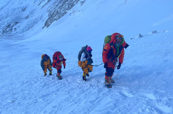 Pushing to the top of Everest