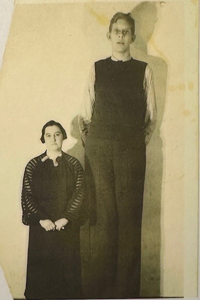Bruce's great aunt Bernice with Robert