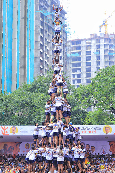 the human pyramid