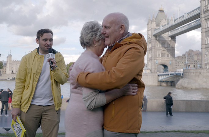 couple attempting the most hugs