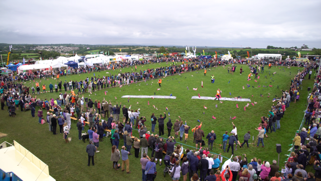 792 people at The Holsworthy and Stratton Show wanging their wellies