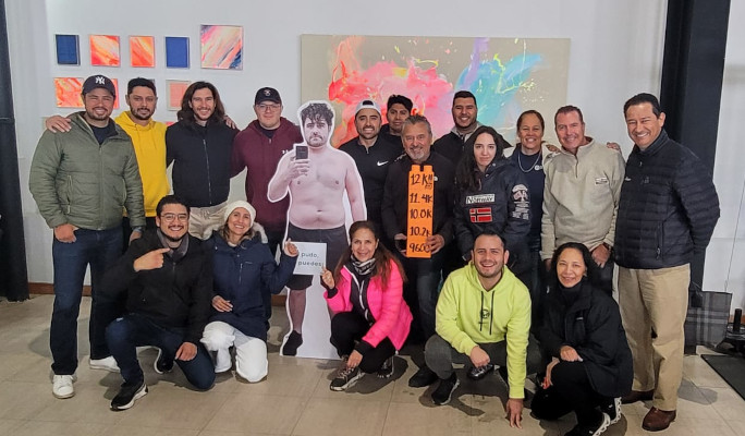 Enrique's supporters after he took the record