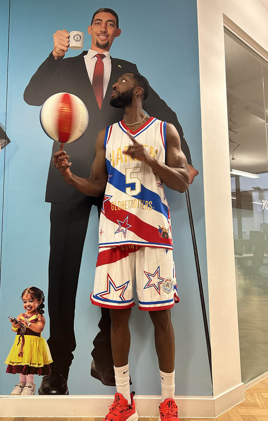 Harlem Globetrotters player Bulldog Mack in GWR's London Office.