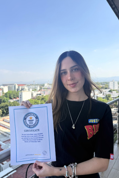 Luisa with her GWR certificate