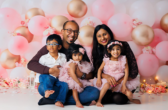 prem twins with parents and their sister