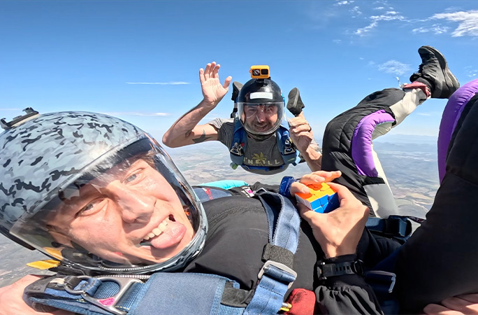 Tom solving the cube in freefall
