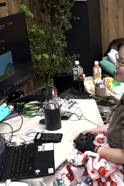 Audrey playing Super Mario