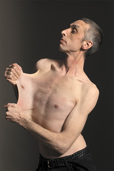 record holder stretching his skin