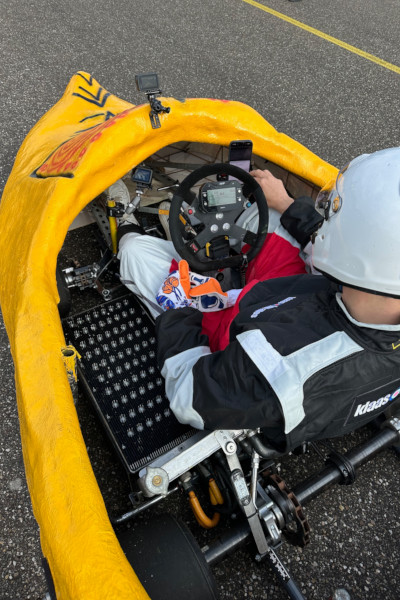 Interior of the car while Klaas is driving