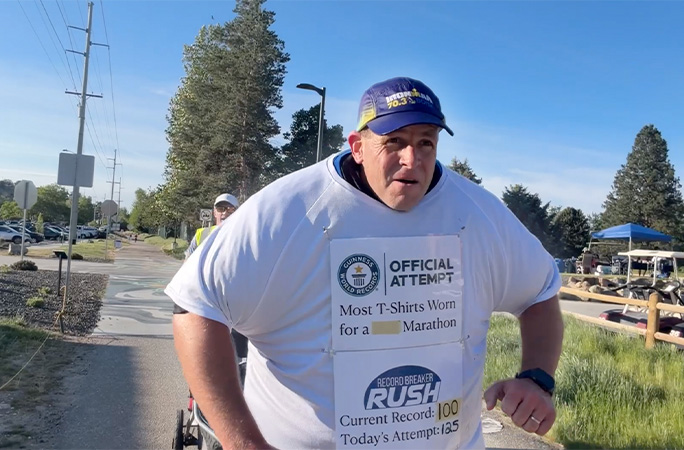 David running in 125 T-shirts