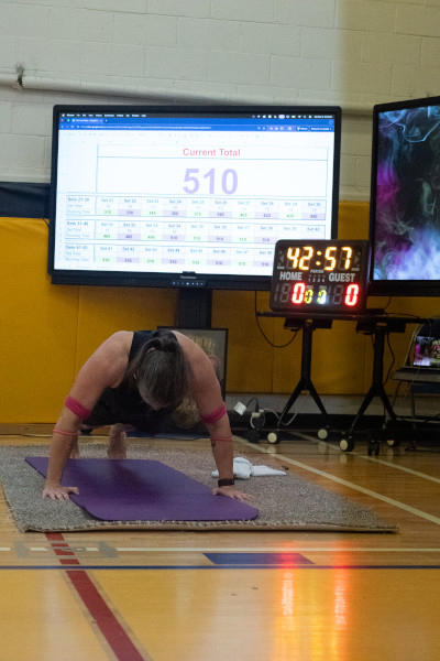 Vertical shot of Laura competing at 510 push ups