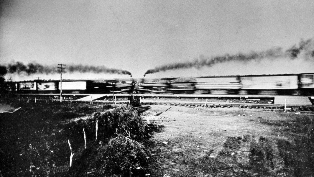 Two trains speed towards each other in an 1896 staged collision.