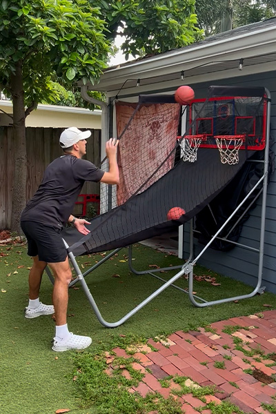Nicky making a shot