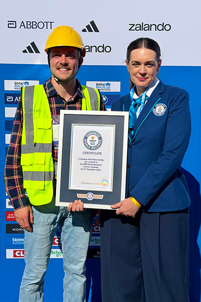 Fastest marathon dressed as a worker