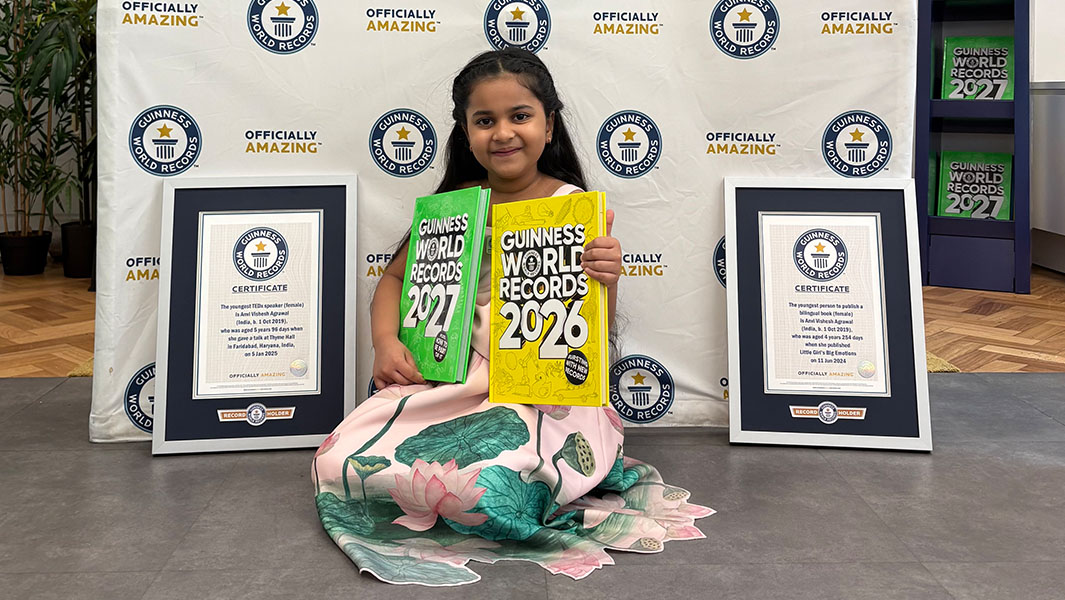 Noah, Bly and Phoenix holding their official GWR certificates