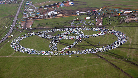 largest-car-logo-MAIN