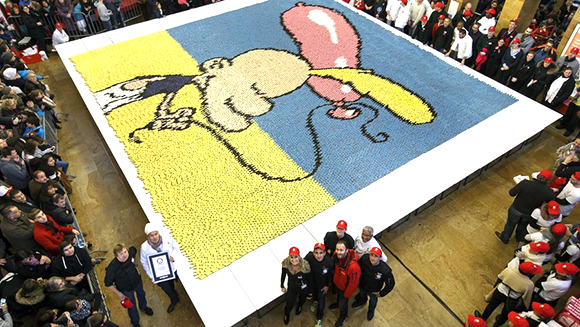 largest-eclair-mosaic-header