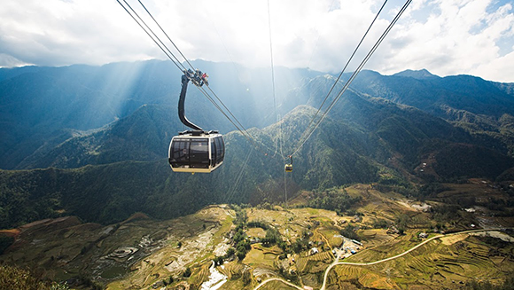 Longest non-stop three-rope cable car