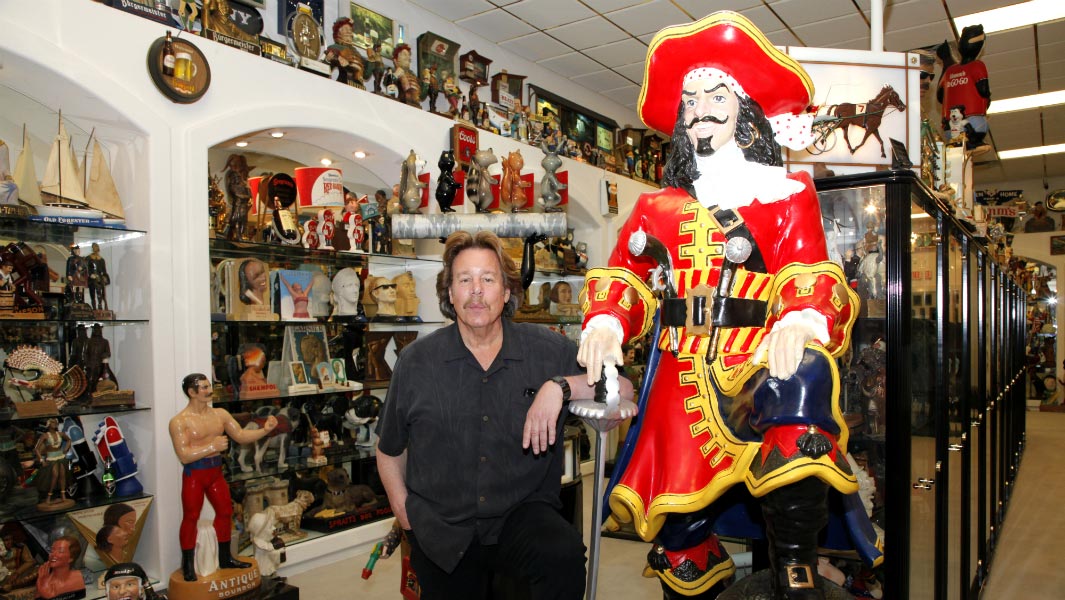 Largest collection of advertising statues