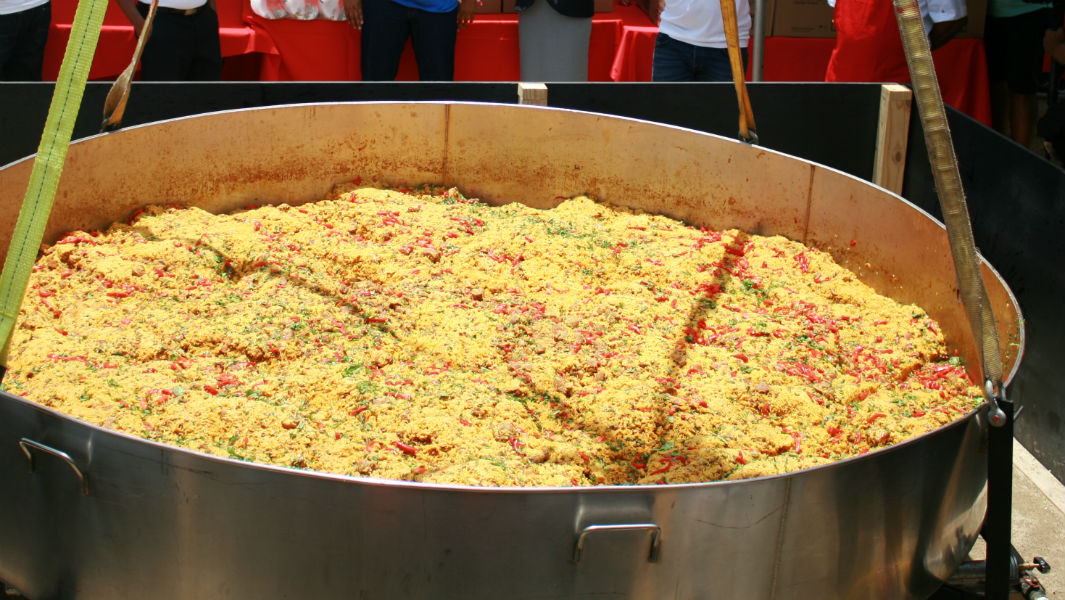 Largest serving of arroz con gandules 7