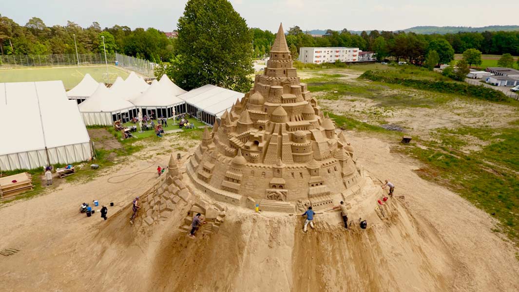 Tallest-sandcastle-main