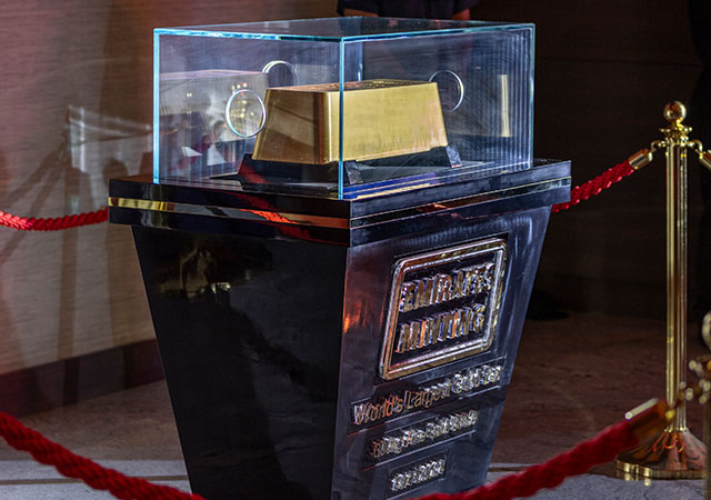 The largest bar of gold on display in Dubai