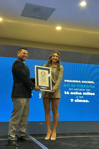 Viridiana accepting her GWR