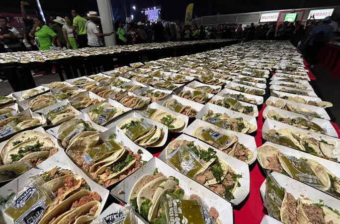 The lines of tacos