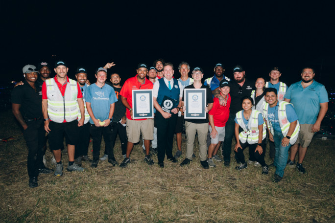 Full teams, Adjudicator, and organizers, with the certificate