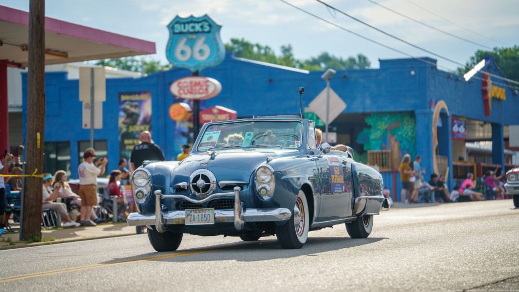 Three way split image of two vintage cars, and Adjudicator giving a certificate to the organizers