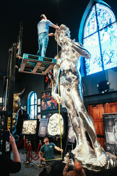Measuring the silver David statue