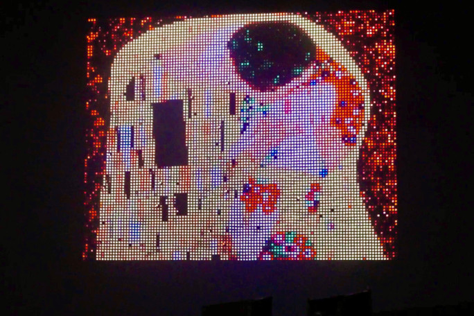 Drone shot of Klimt's the Kiss