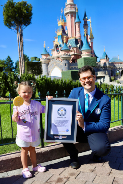 Bootsie and GWR adjudicator under the Disney castle