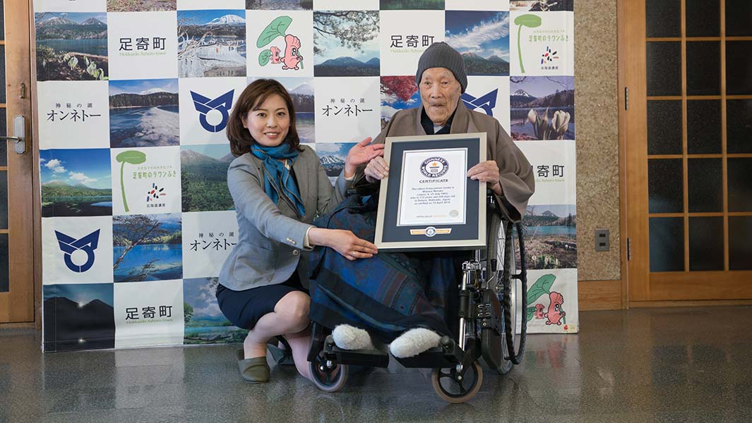 oldest-living-man-press-521269