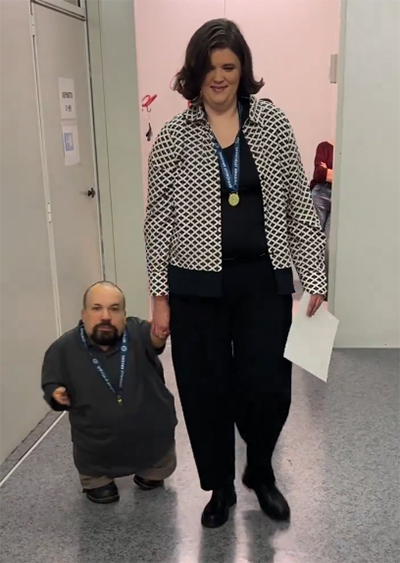 Record holders for greatest difference for a married couple in the mediaset studios