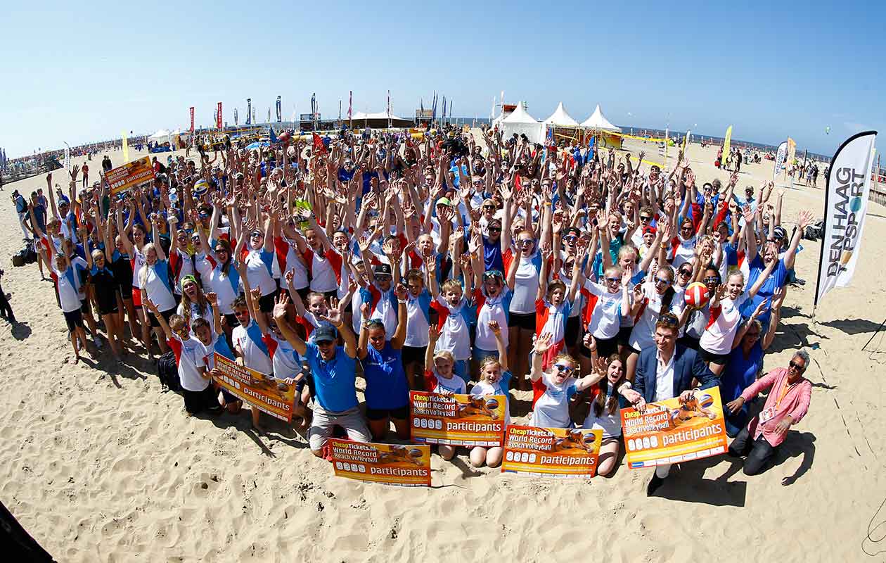 Largest beach volleyball championships Guinness World Records
